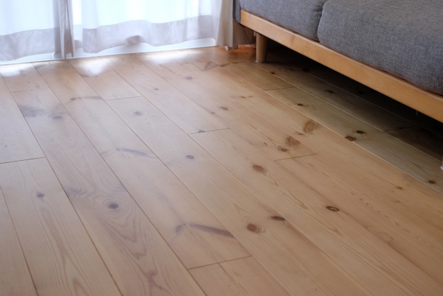 無垢材のフローリング