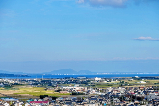 出雲市平田の市街と宍道湖対岸の松江の遠望
