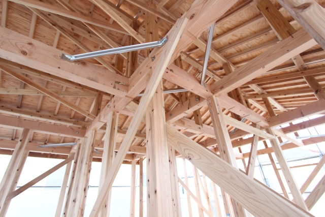 建築中の木造住宅