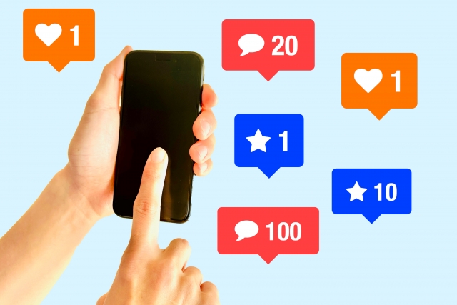 スマホと口コミ